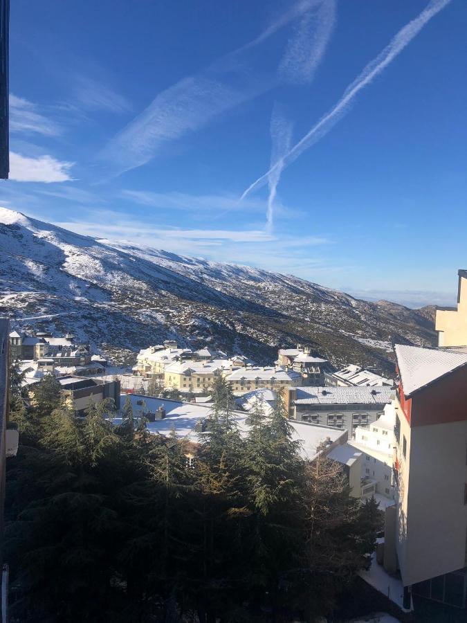 edificio primavera zona baja Sierra Nevada Exterior foto